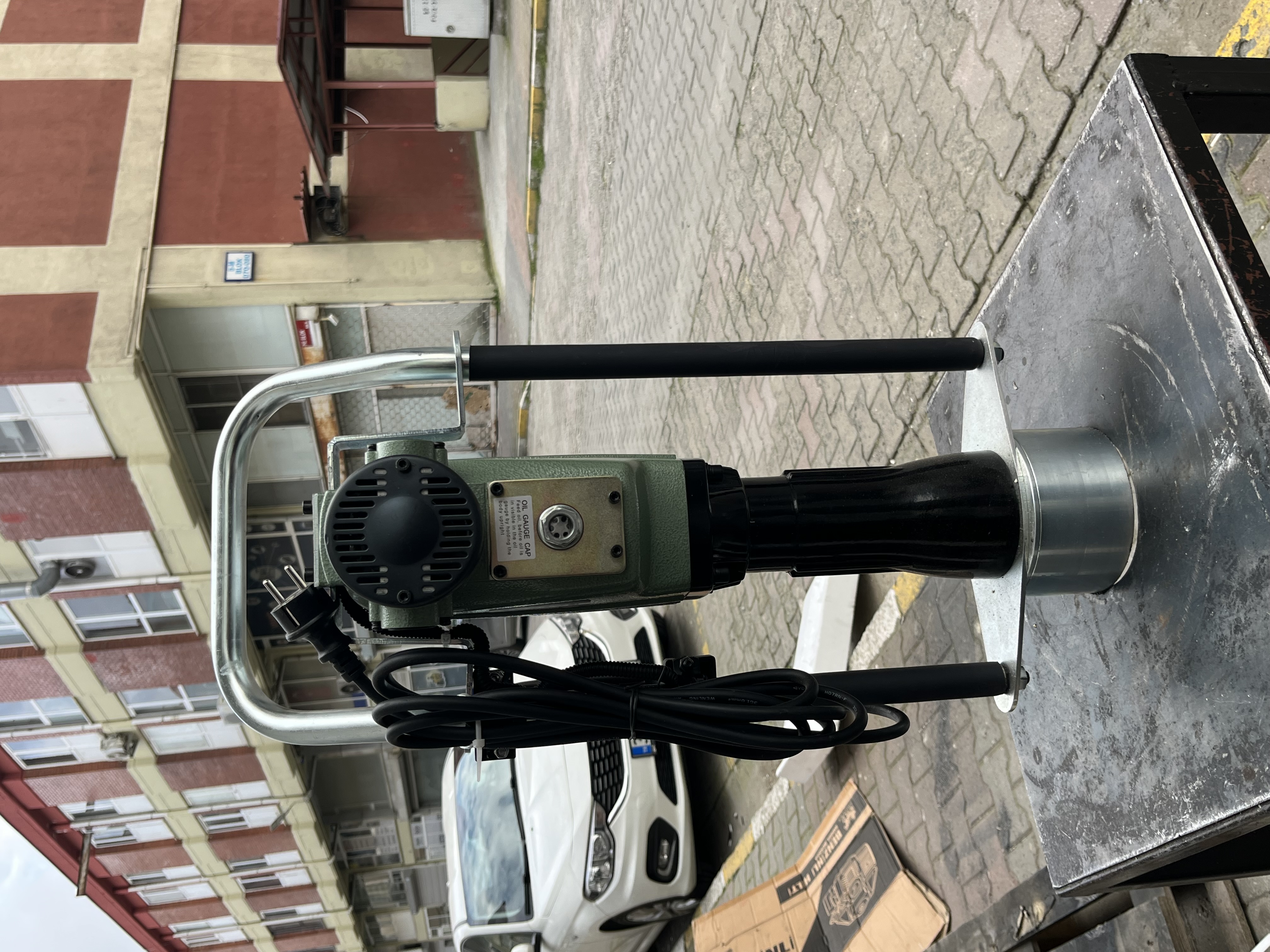 Elektrikli Çit Direk Kazık Panel Çakma Makinası