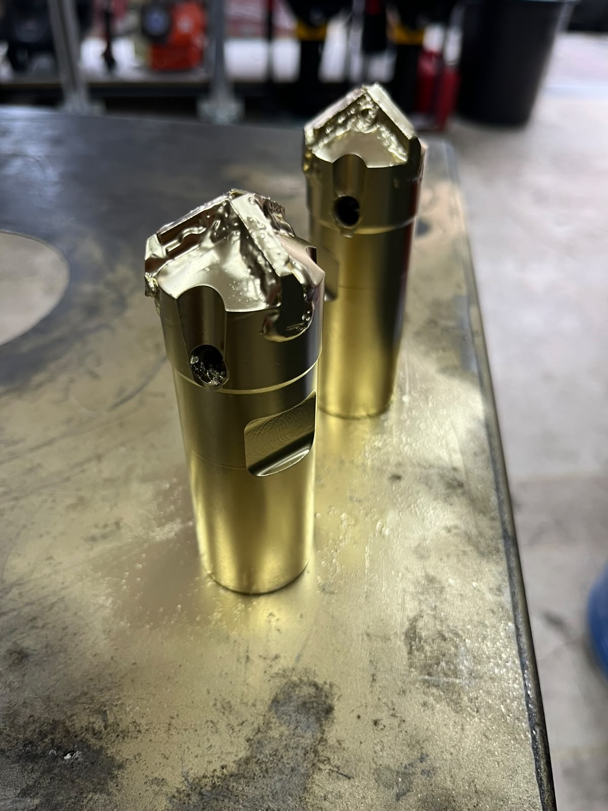 PROFESYONEL 32 MM KISA SİVRİ ÖĞÜTÜCÜ KARIŞIK ZEMİN UCU